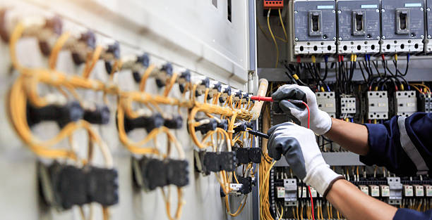 Professional Electrician technician working in Sandersville, GA